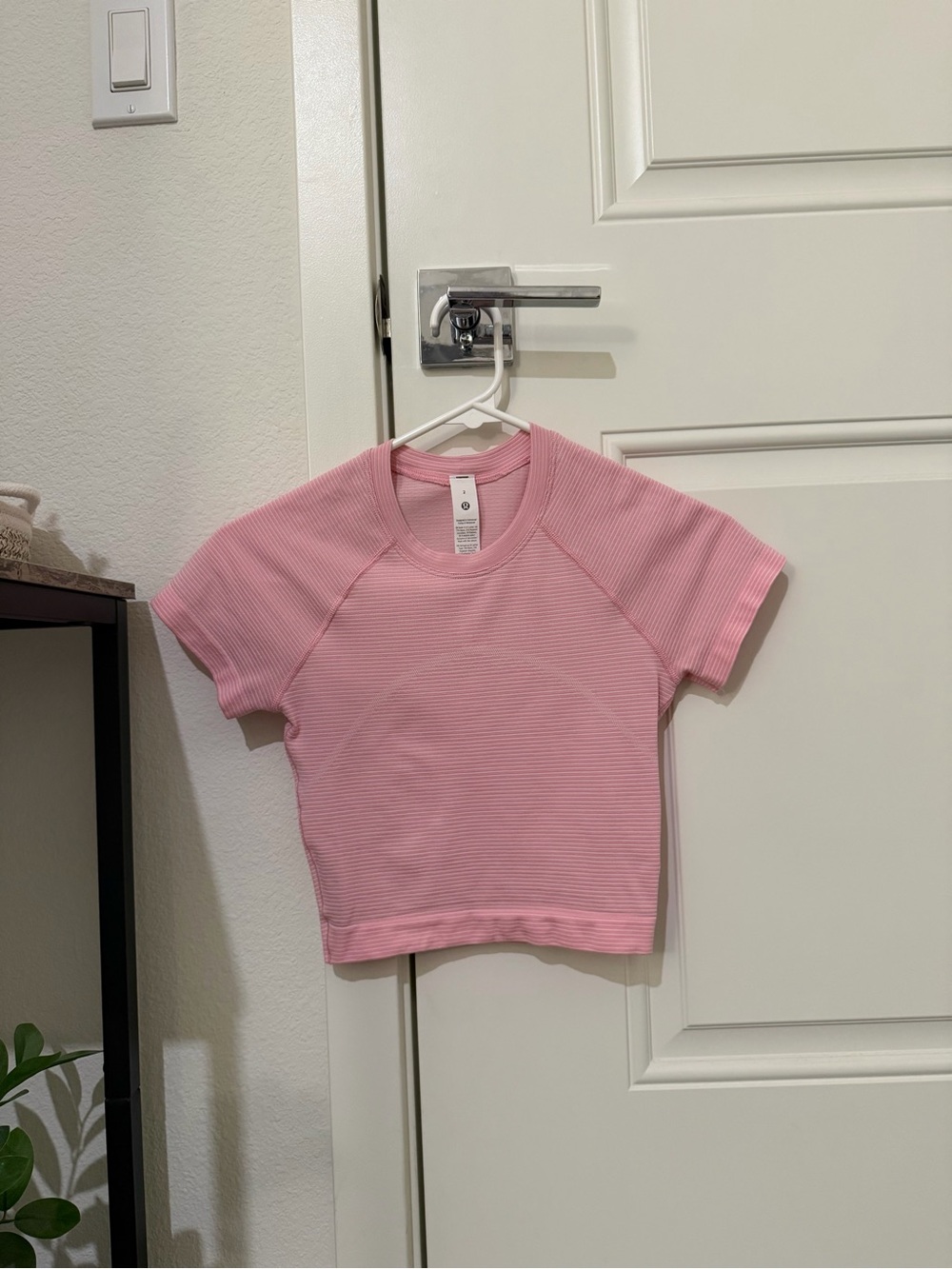 Lululemon Swiftly Tech Cropped Short Sleeve Pink Pearl/Candy Cloud